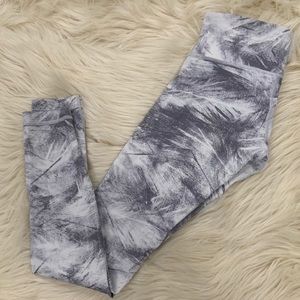 Lululemon size 4 leggings